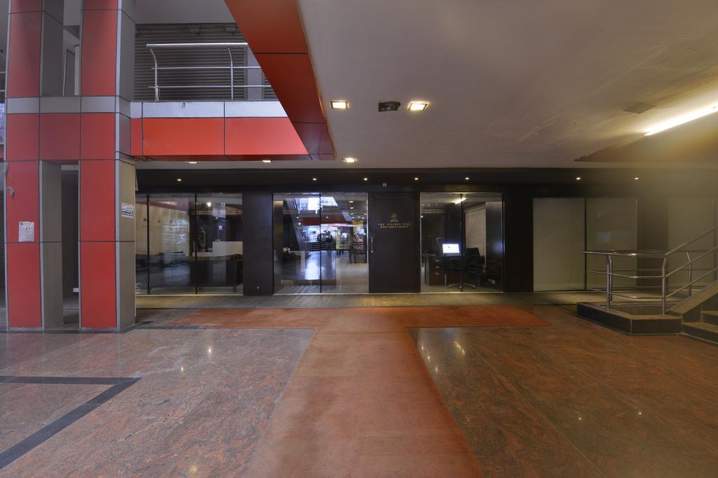Hotel The Golden Oak Rāipur Exterior foto